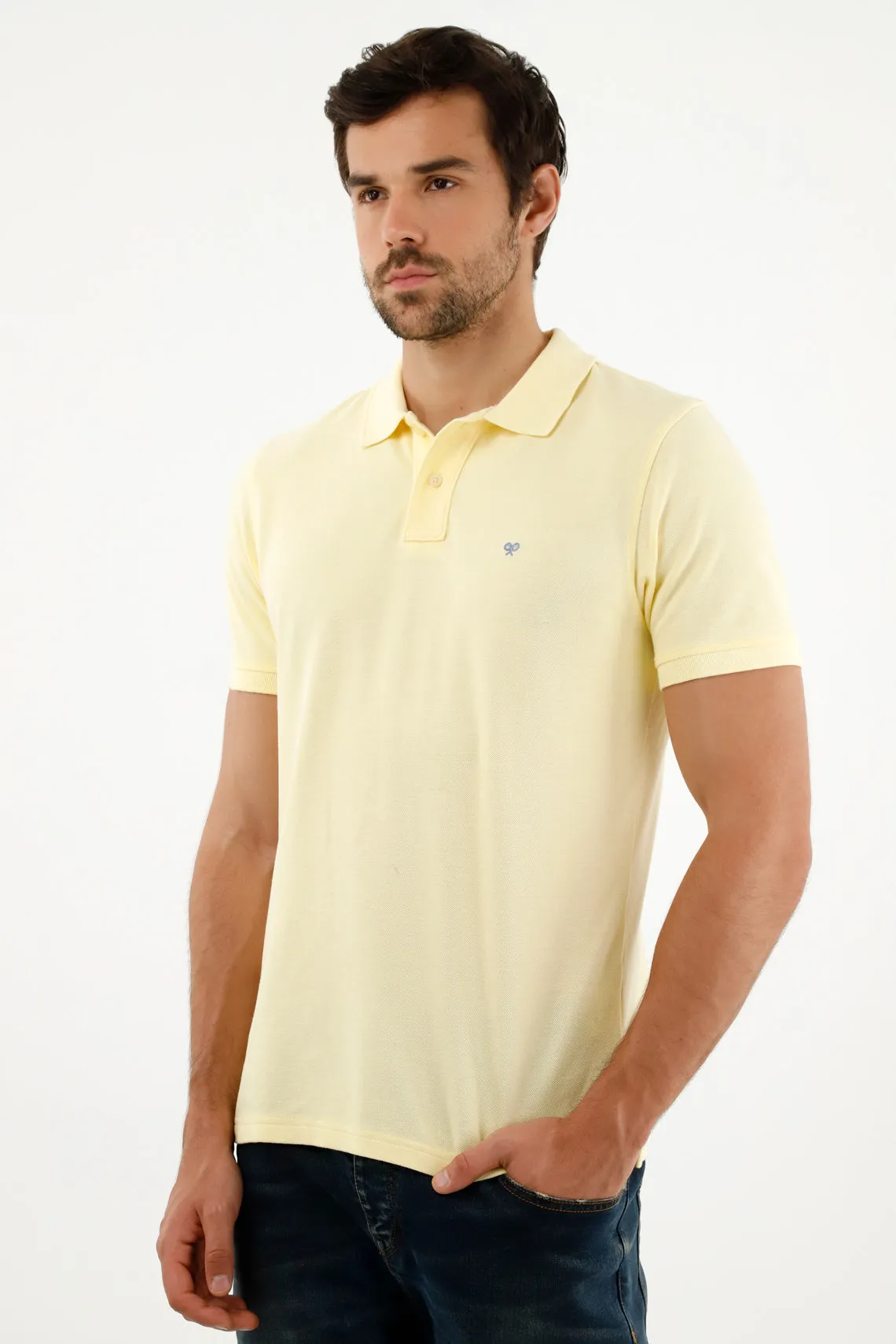 Polo amarilla con raqueta multicolor para hombre